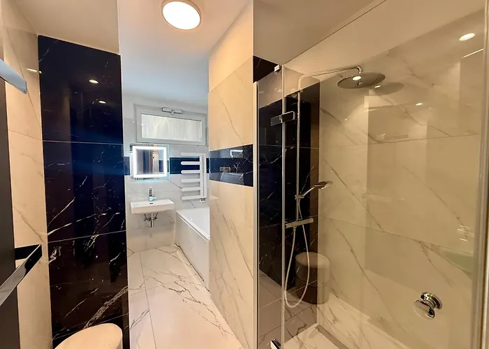 Danube Gravel 부다페스트